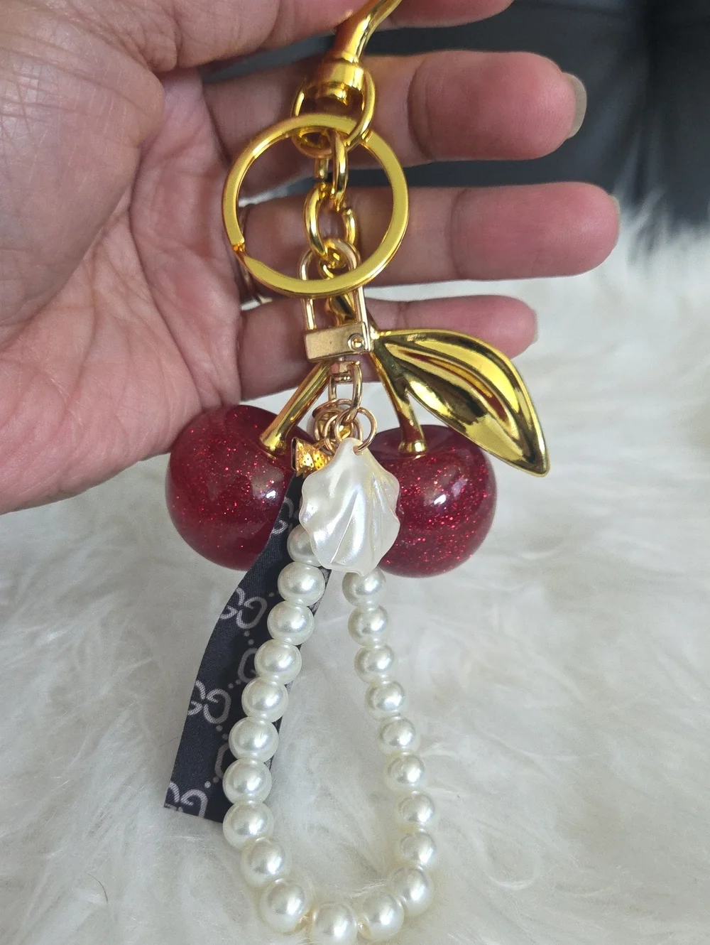 N/A stylish gold